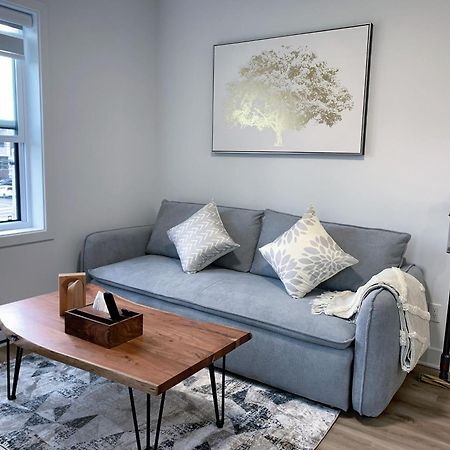 10 Minutes To Dt With Free Parking Apartment Longueuil Bagian luar foto